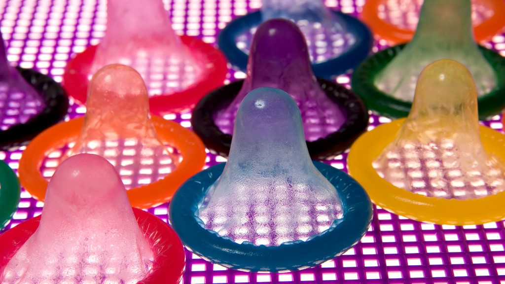цветные презервативы
